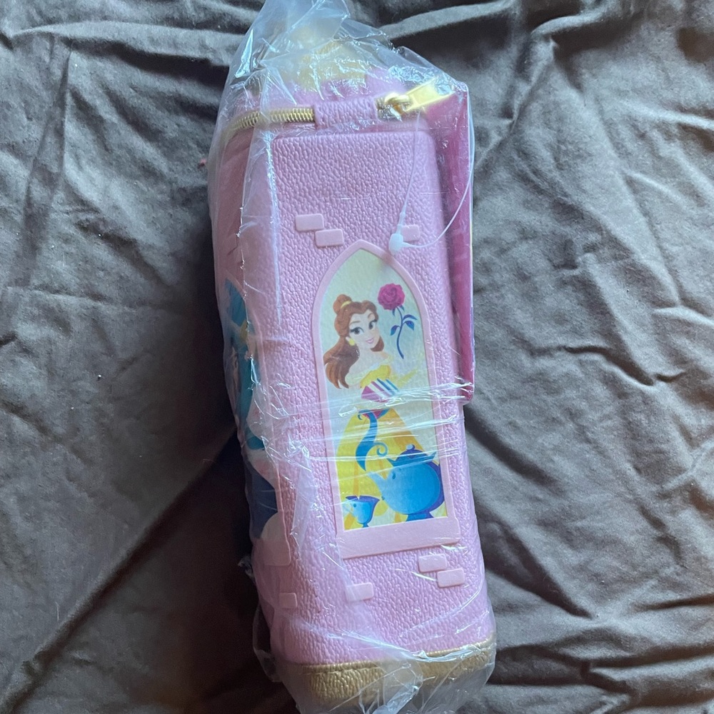 BRAND NEW DISNEY PRINCESS PENCIL CASE